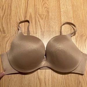 Victoria’s Secret nude push up bra 38D